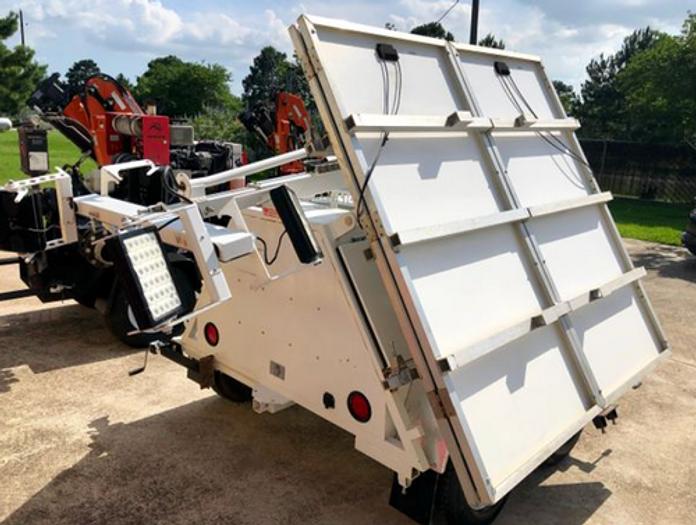 Used (2) 2013 Mobilight Solar 1800 LED Light Towers