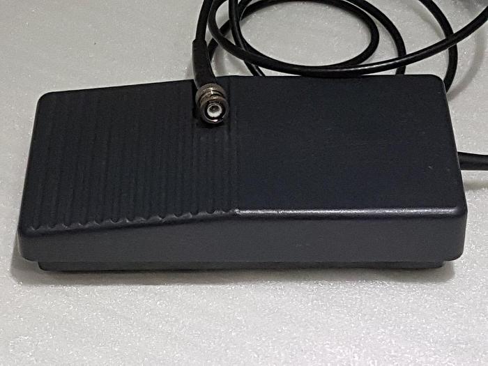 Gebraucht Marquardt 2410.0301 Ergonomischer Eipedal-Fußschalter