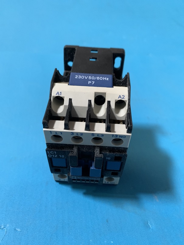 Used Telemecanique Contactor LC1-D1210