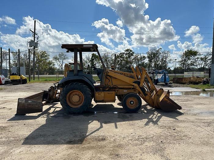 Used 2001 CASE 570LXT BOX BLADE TRACTOR