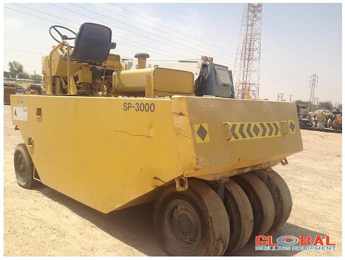 Used Item 0801 : 1978 Bros Pneumatic 9-Tire SP-3000 Roller