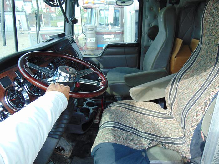 Used 2004 KENWORTH T800B 6X4 WINCH TRACTOR " CAT "