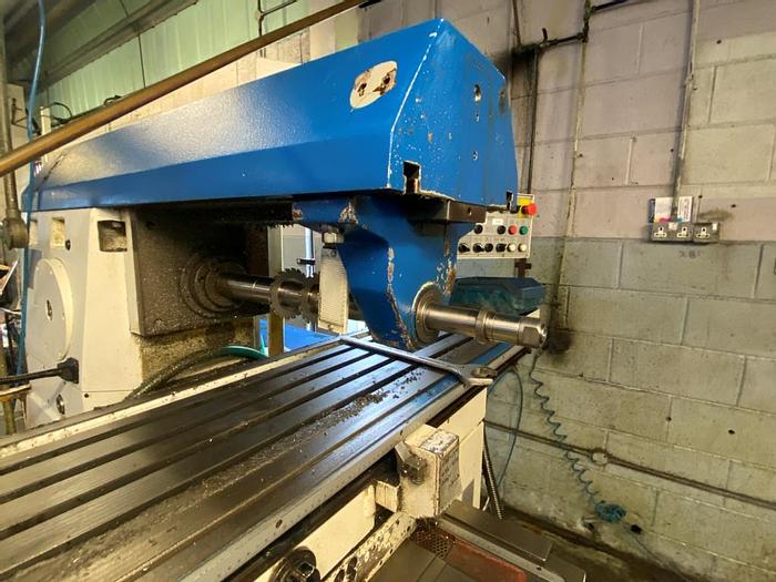 Used 2010 TOS Olomouc FGU32 Horizontal Milling Machine