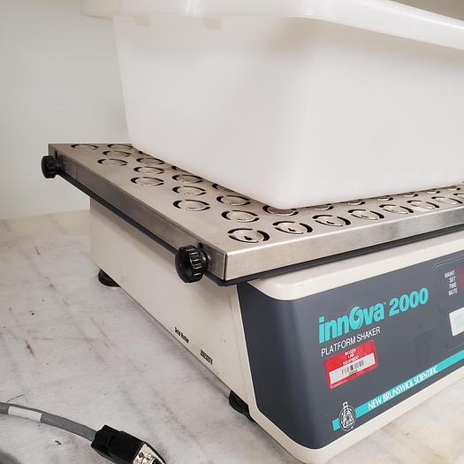 Used New Brusnwick Scientific Innova 2000 Platform Shaker