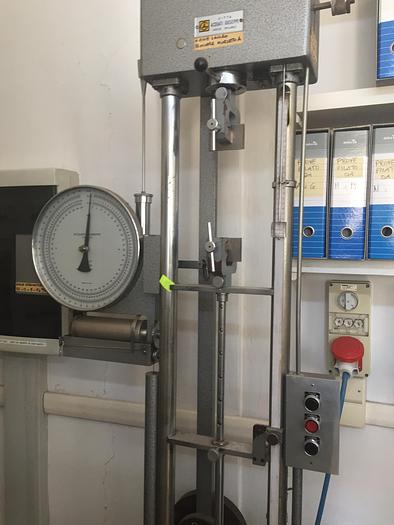 Used LABORATORY EQUIPMENT : FULL LABORATORY