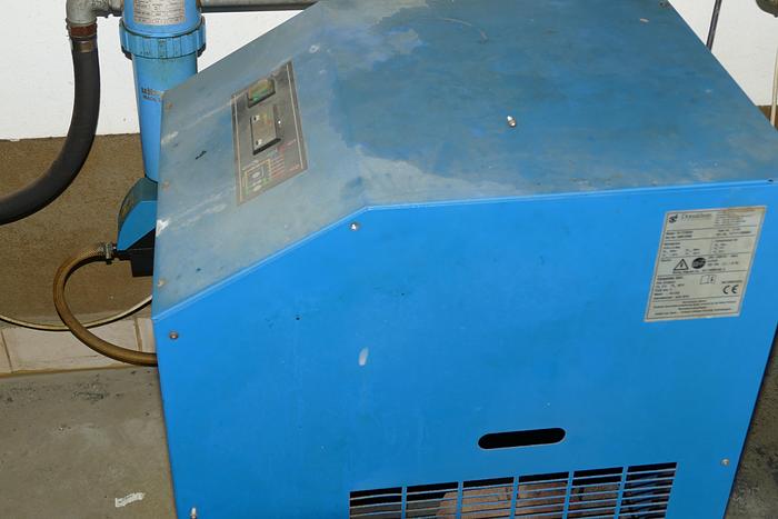 Used 2010 Donaldson 0150AB1117A