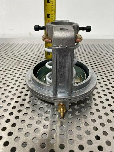 Used Honeywell MP953C 1026 2 Pneumatic Valve Actuator Spring Range 4 to 11 PSI