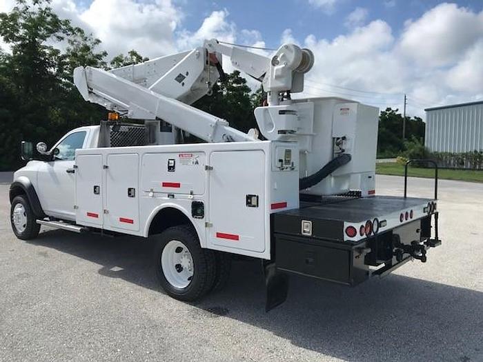 Used Versalift VST36I-MH 41ft Bucket Boom on a 2016 Ford F550 4x4 Reg Cab Truck - C605105
