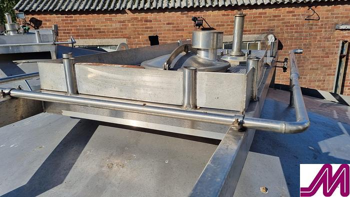Used 10,000 Litre Stainless Steel Insulated Jacked and Pressed Steel Clad Tank with Top Mounted Agitator