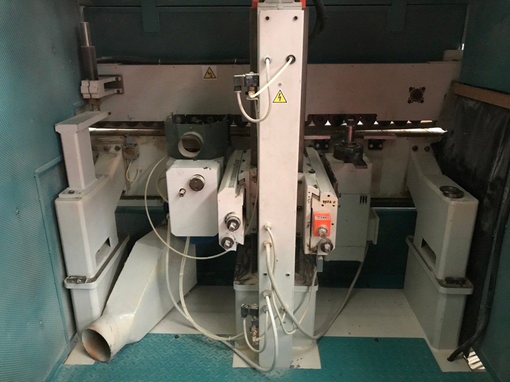 Usato 2001 Squadratrici in linea destra e sinistra a 2 gruppi, marca Celaschi