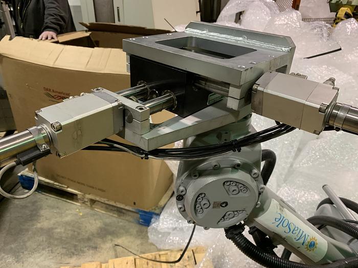 Used MOTOMAN UP50N (HP50) 50KG X 2046MM REACH 6 AXIS CNC ROBOT WITH NX100 CONTROL