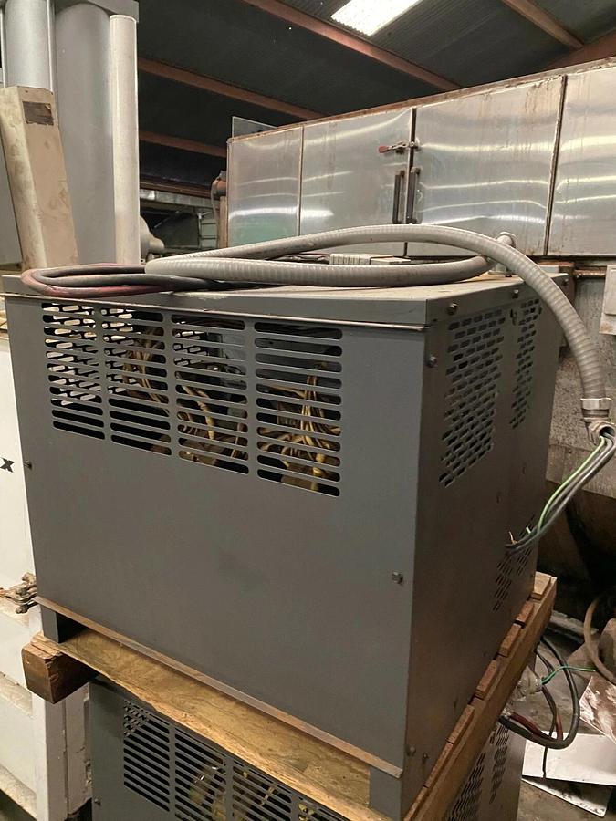 Used THE GENERAL CLASSIC- Forklift Battery Charger