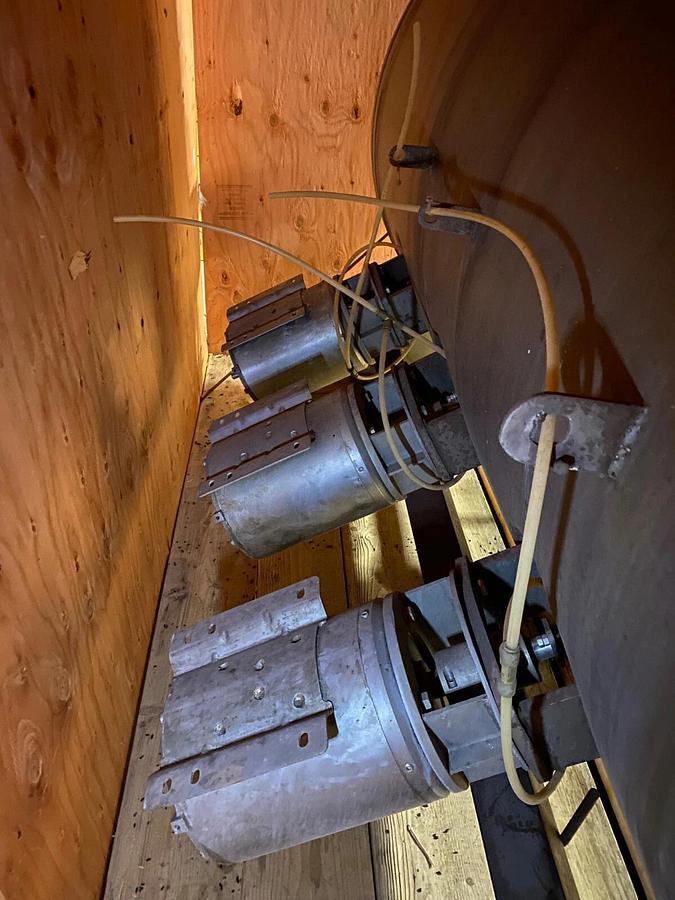 Used AMERICAN PROCESS SYSTEMS-PLOW BLENDER/MIXER WITH GEAR DRIVE AND MOTOR