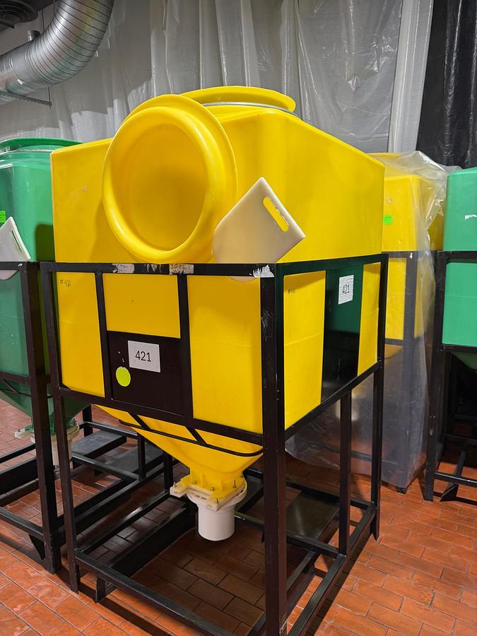 Used Miraplastek TCT6-1200 Polyethylene Hopper Totes with Steel Support Frames