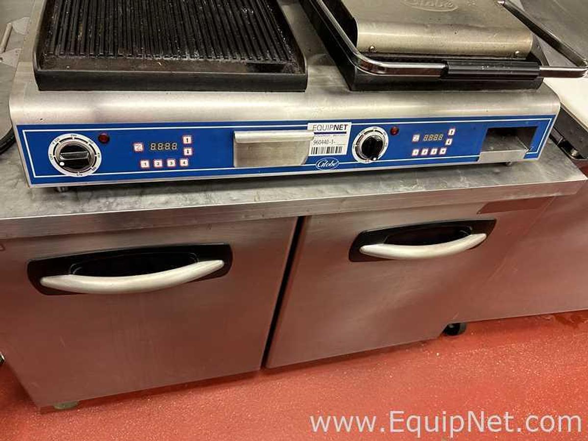 Used Globe GPGDUE14D Deluxe Double Sandwich Grill