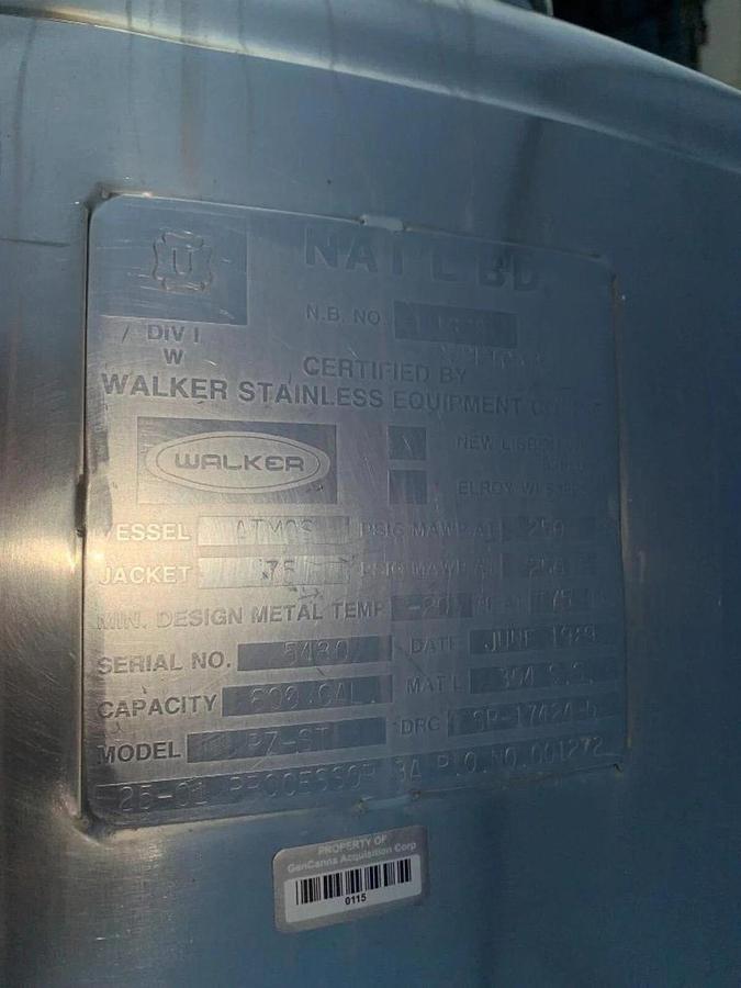 Used 800 Gallon SS Tank