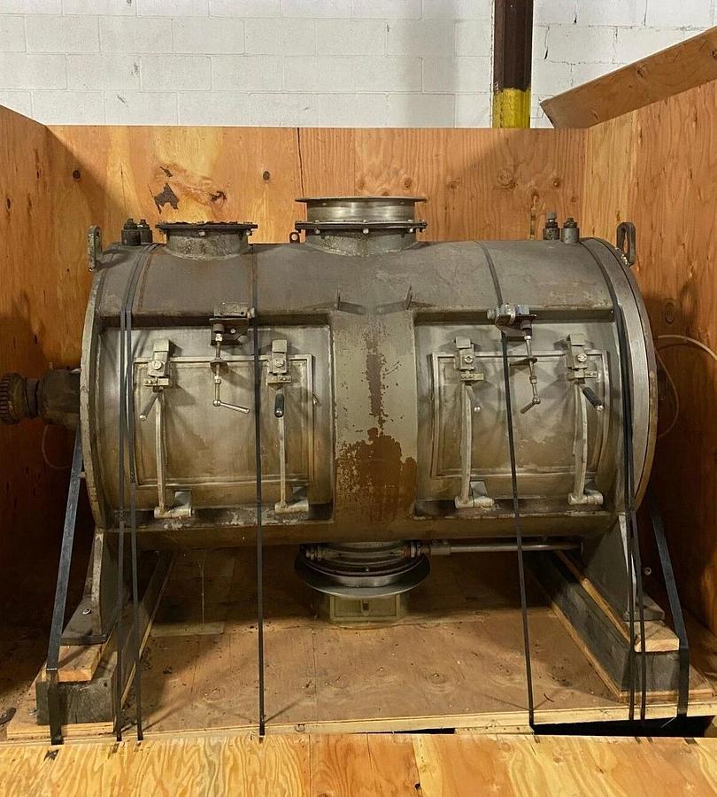 Used B&P LittleFord LLC-PLOW BLENDER/MIXER WITH GEAR DRIVE AND MOTOR