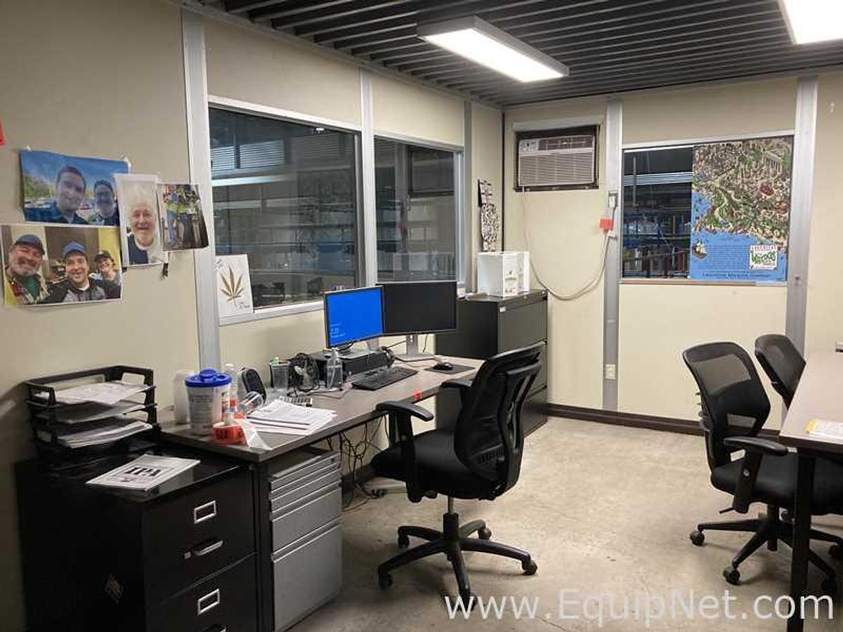 Used 10 Foot X 20 Foot Portable Office Building