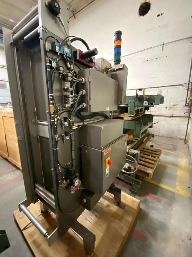 Used KENNE TECHNOLOGY INC.- Lap Splicer