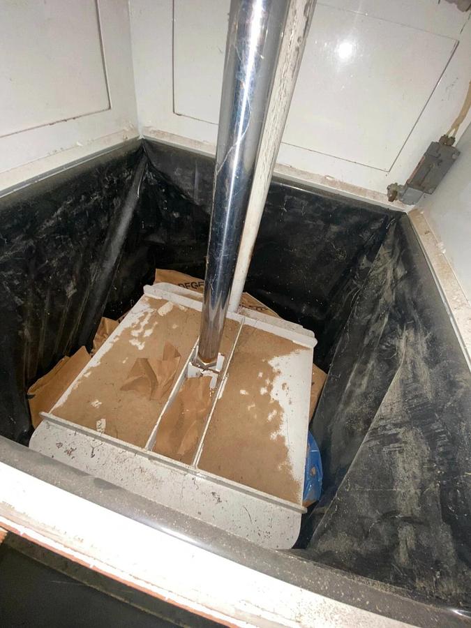 Used VAC-U-MAX Bulk Process-Pneumatic Bag Compactor