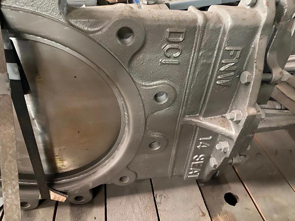 Used Knife Gate Valve with Pneumatic Actuator Lot