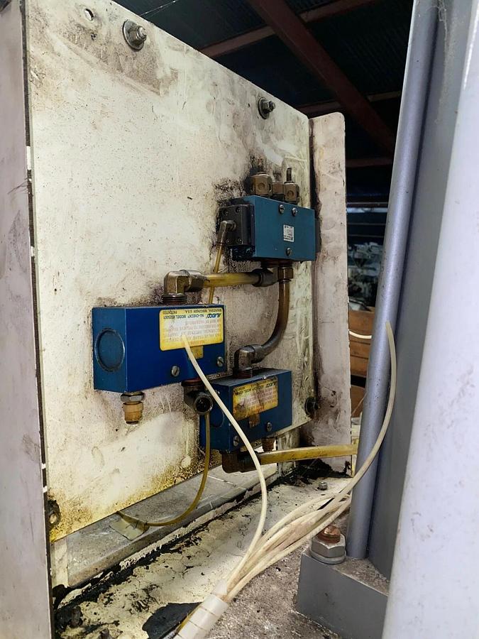 Used VAC-U-MAX Bulk Process-Pneumatic Bag Compactor