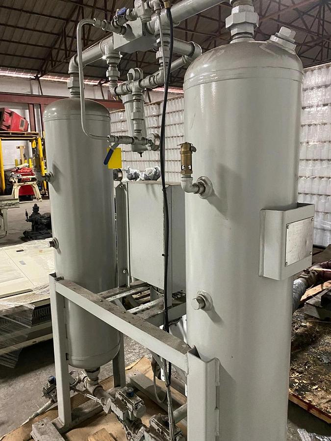 Used SILVAN INDUSTRIES INC. PNEUMATECH INC.- Air Dryer