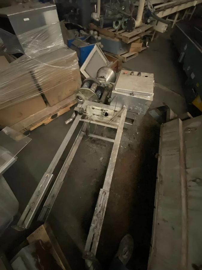 Used SPEE-DEE-Volumetric Cup Filler