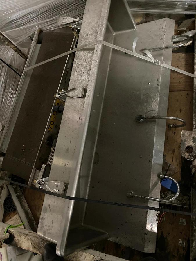 Used Sani-Lav, General Purpose, 3, Stainless Steel, Wash Station