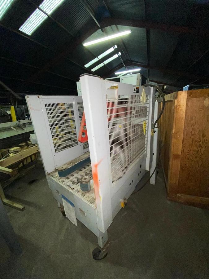 Used 3M-MATIC-Case Sealing Tape System