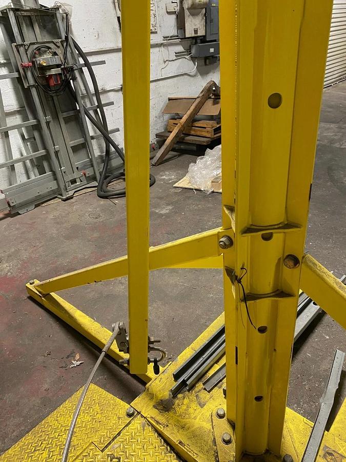 Used Miller Sky Orb Overhead Rotational Boom Anchor
