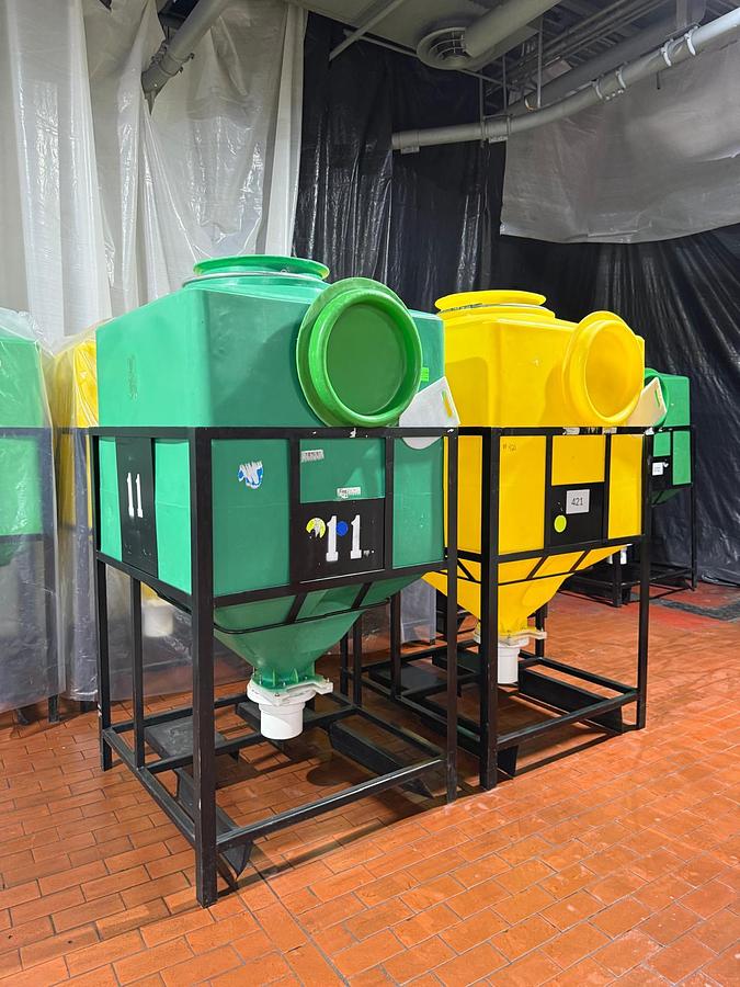Used Miraplastek TCT6-1200 Polyethylene Hopper Totes with Steel Support Frames