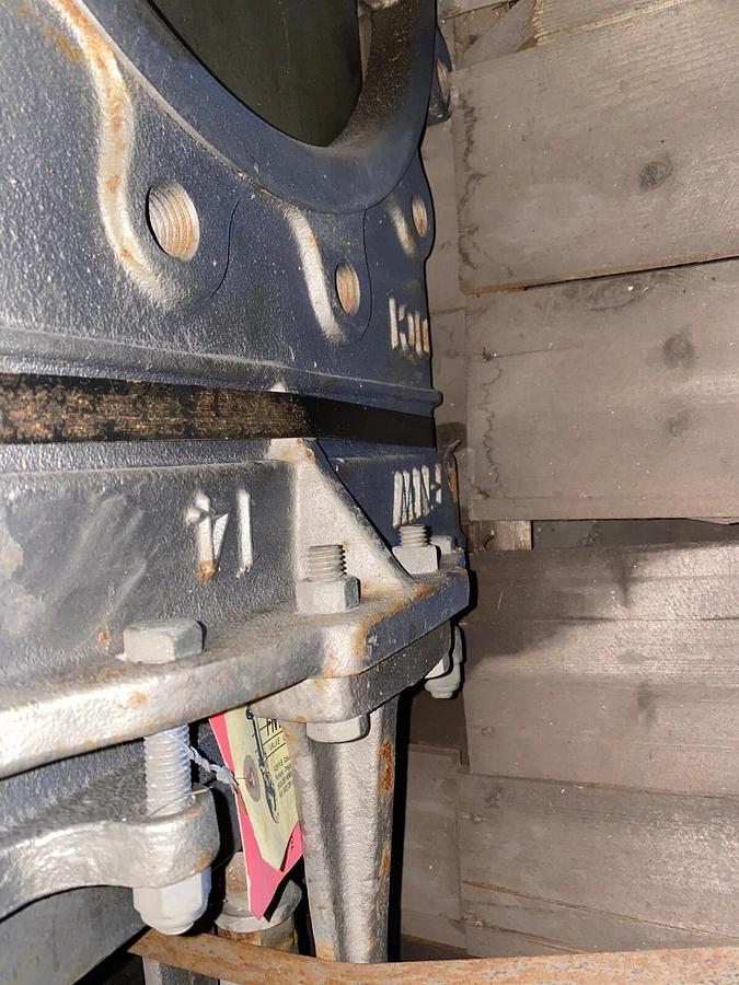 Used Knife Gate Valve with Pneumatic Actuator Lot