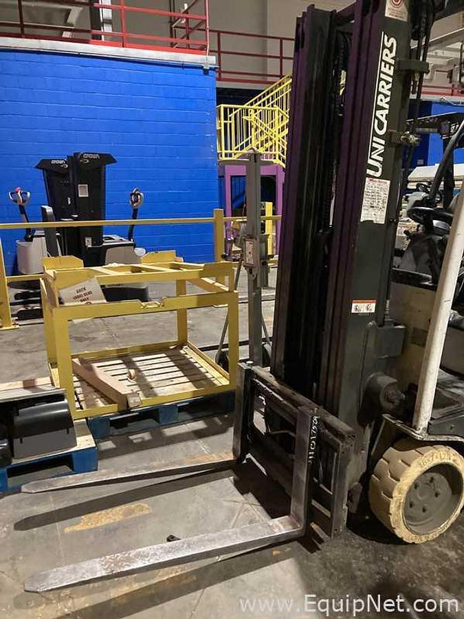 Used Nissan Unicarriers 2800 LB. Fork Lift Truck