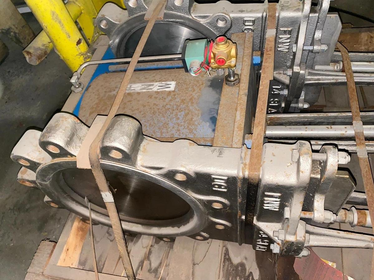 Used Knife Gate Valve with Pneumatic Actuator Lot