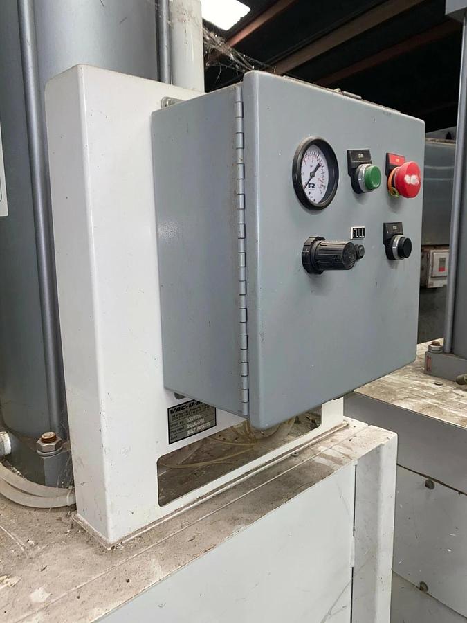 Used VAC-U-MAX Bulk Process-Pneumatic Bag Compactor