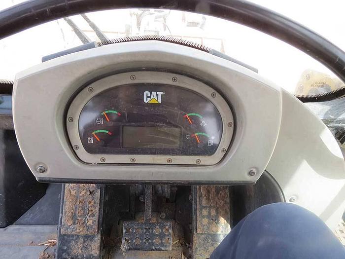 Used 2011 CATERPILLAR 963D