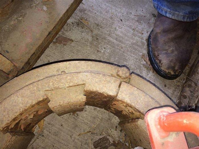 Used Power Tong Insert and 4 Slips