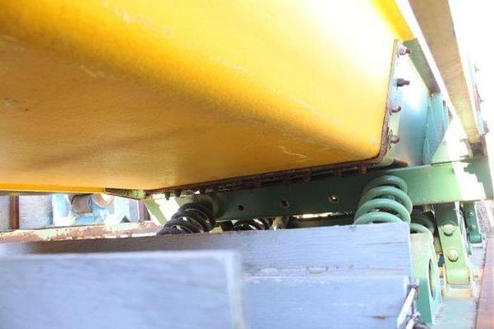 Used 32" x 47' Edem Balanced Vibrating Conveyor