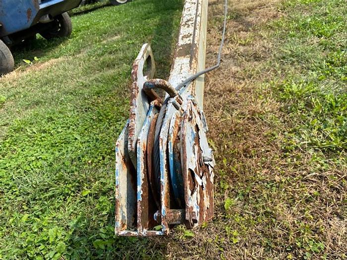 Used 1976 Smeal 3THRPI 3T