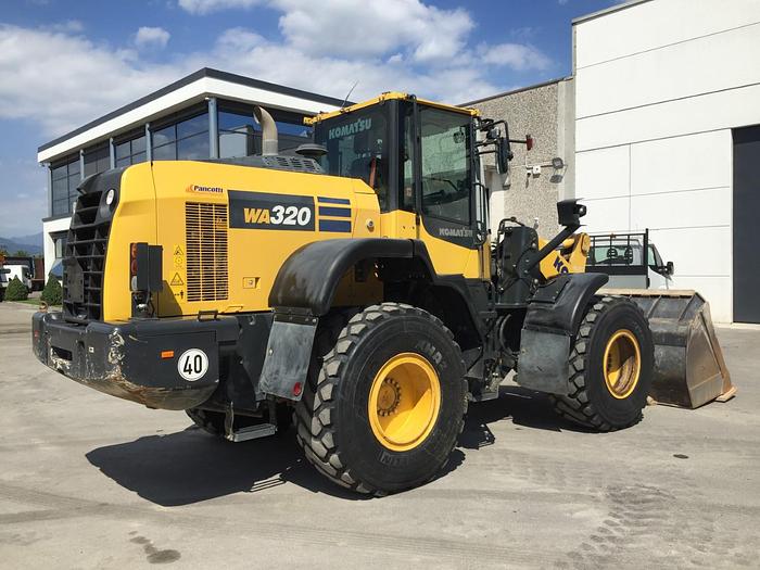 Usato 2017 KOMATSU WA 320-8