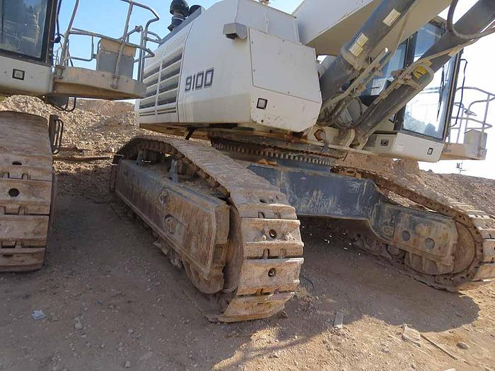 Used 2017 LIEBHERR R9100 