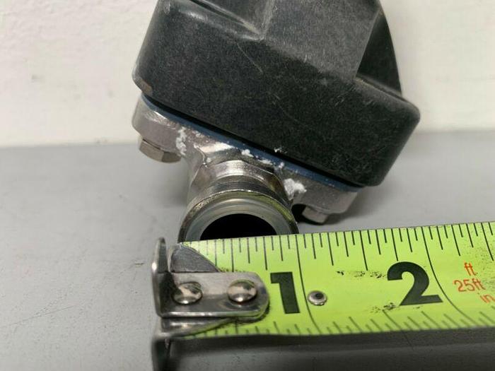 Used ITT Pure-Flo .75-316L-RA20MAX 2-Way Stainless Steel Diaphragm Valve w/ 3/4" Fits