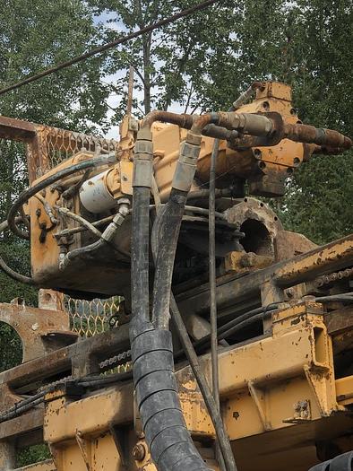 Used HB19368 Atlas Copco CS1500 on Truck model year 1999