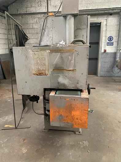 Used 2005 Vangroenweghe T-300-2K/B Polishing Machine