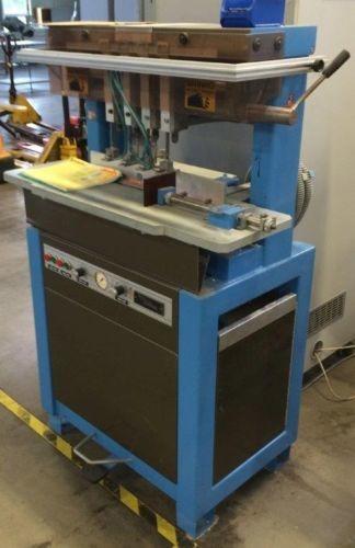 Used Josef Foellmer IRAM 4004 fourspindle paper drilling 1997