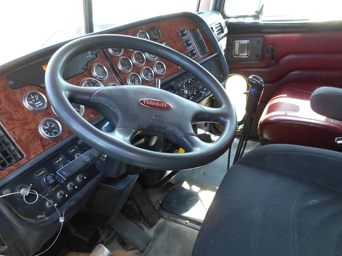 Used 2005 Peterbilt 379 Volumetric Truck