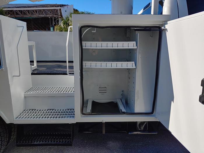 Used Altec AT40-MH 45ft Bucket Boom on 2016 Ford F550 4x4 Reg Cab Utility Truck - 05890