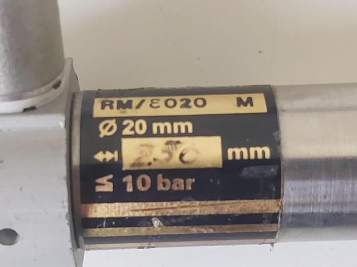 14 Stück Zylinder gemäß Fotos, different sizes, Festo neuwertig