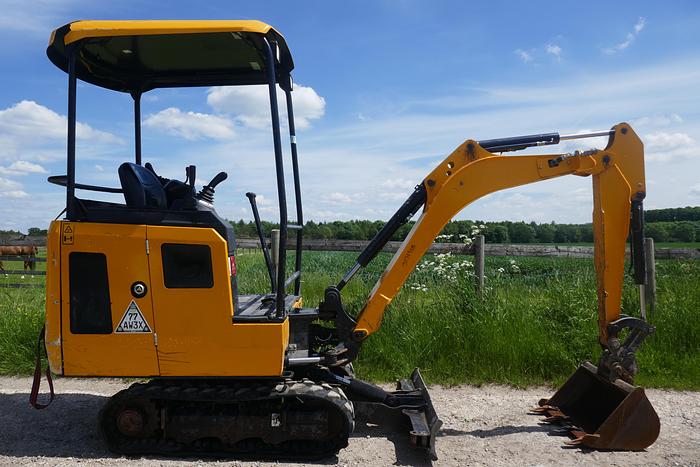Used 2018 JCB 15C-1